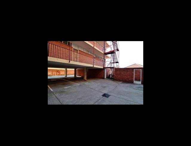2 BEDROOM APARTMENT FOR SALE IN MARLANDS